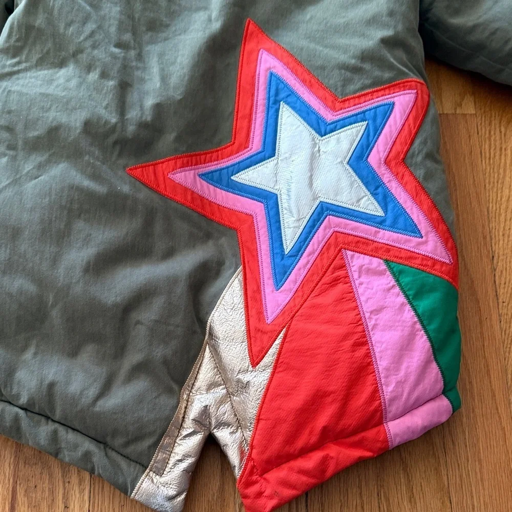 Boden 5/6 Green Hooded Jacket with Star Patch details, fleece lined great cond